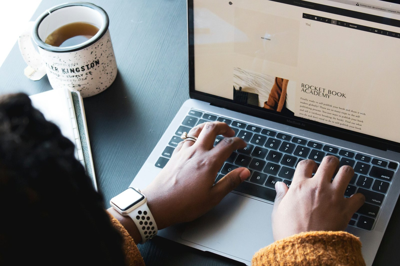 Why Small Businesses Need Professional Websites